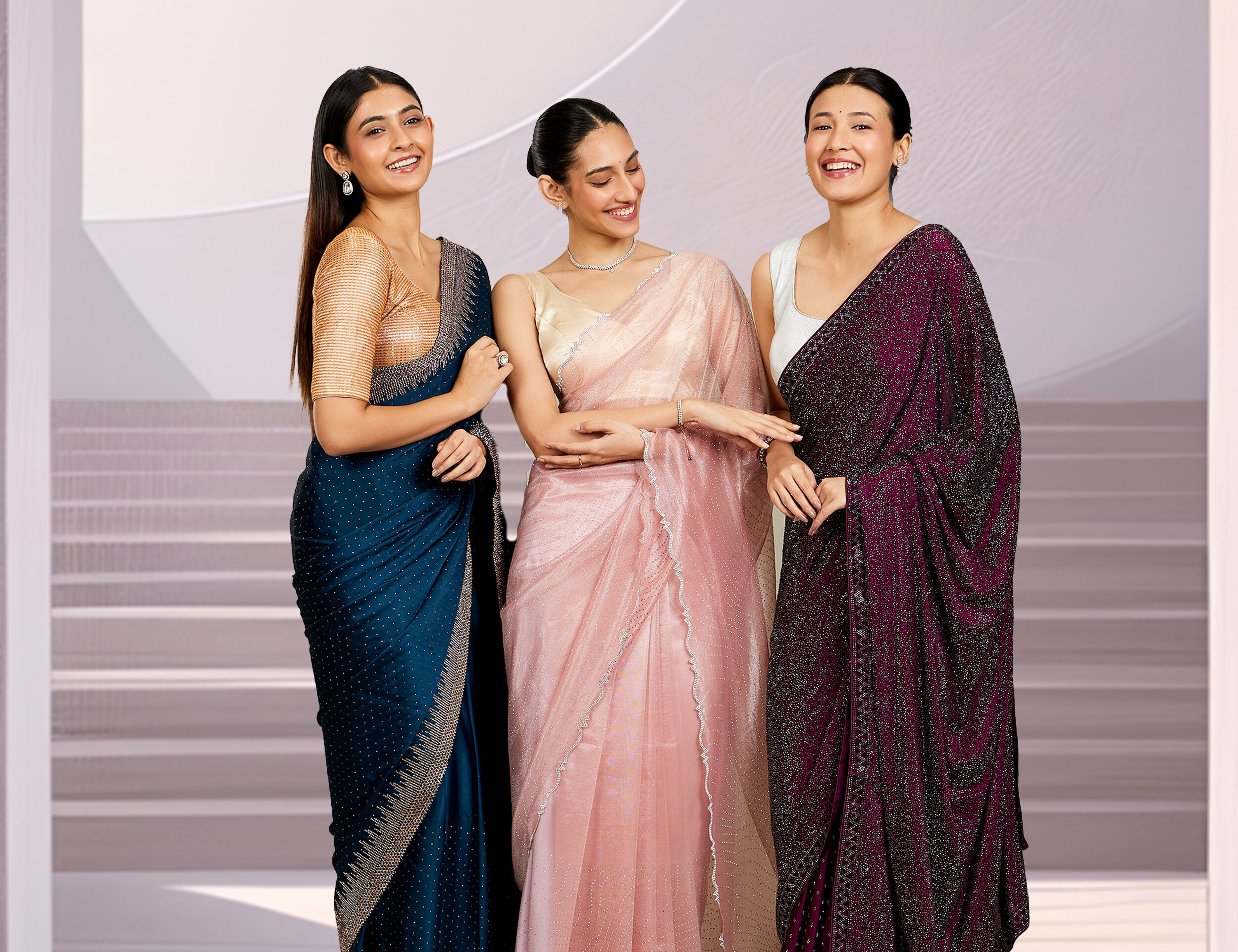 how to tie saree neatly