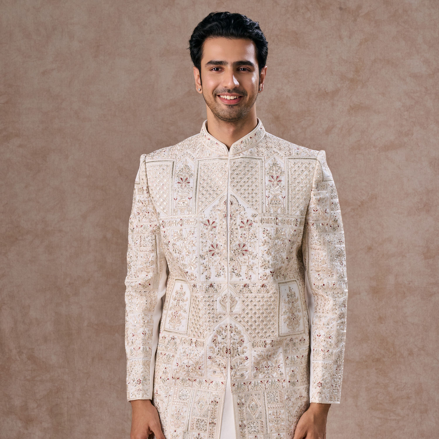 Shop Exclusive Wedding Wear for Men Onine in India @Manyavar