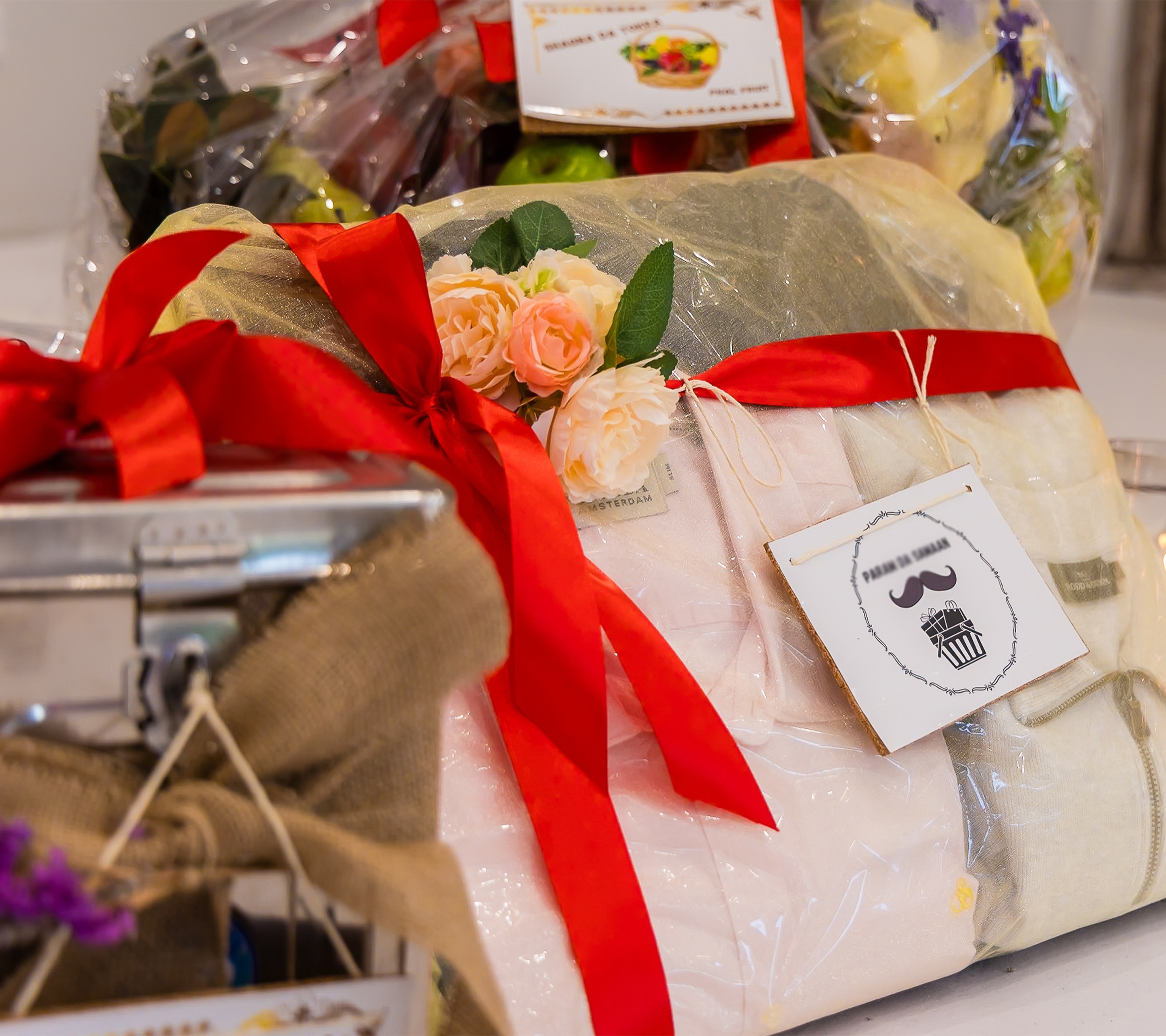 The Ultimate Wedding Gift Guide For Your Grandson and His Bride