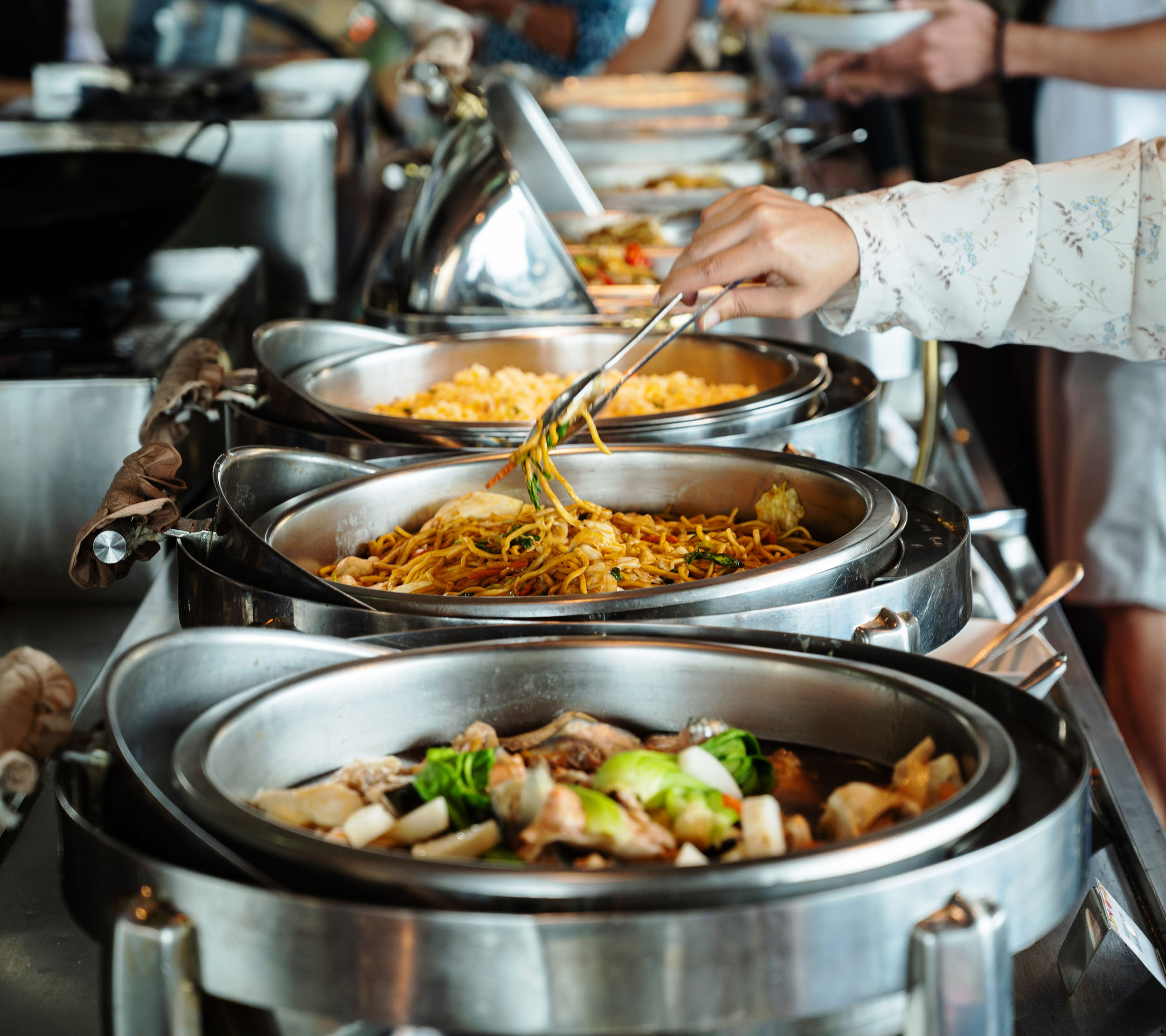 How to Create an Unforgettable Wedding Buffet with Global Flavours