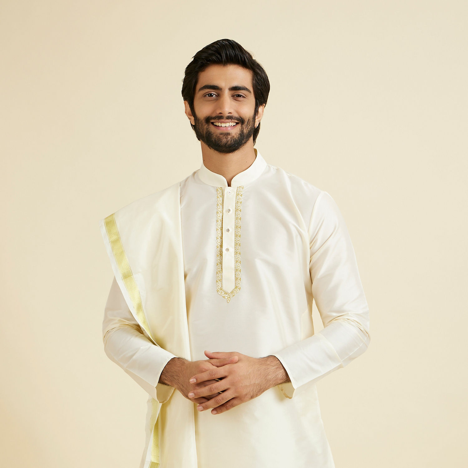 Shop Exclusive Wedding Wear for Men Onine in India @Manyavar