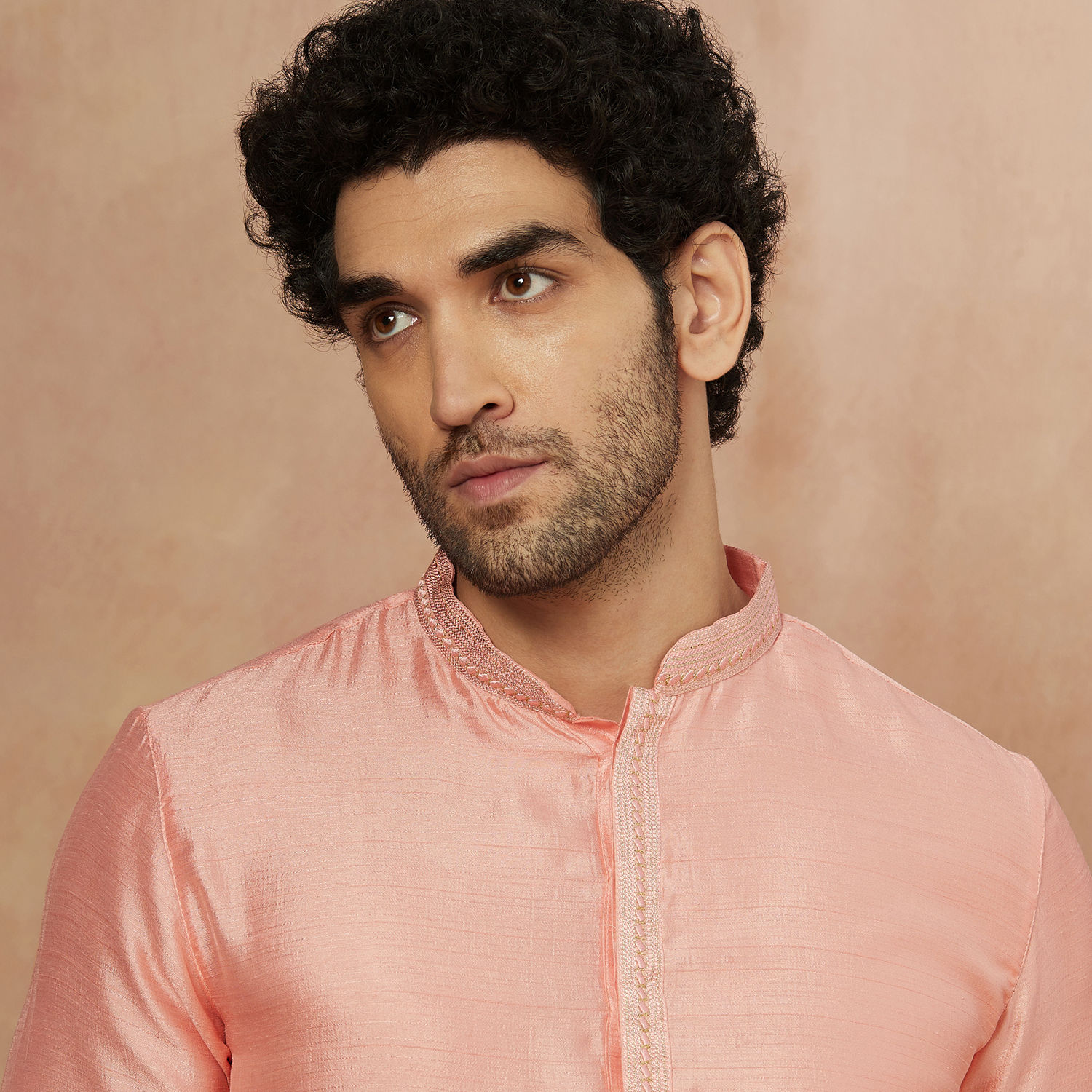 kurta-pajama-for-men-buy-faded-pink-solid-kurta-pajama-online-manyavar