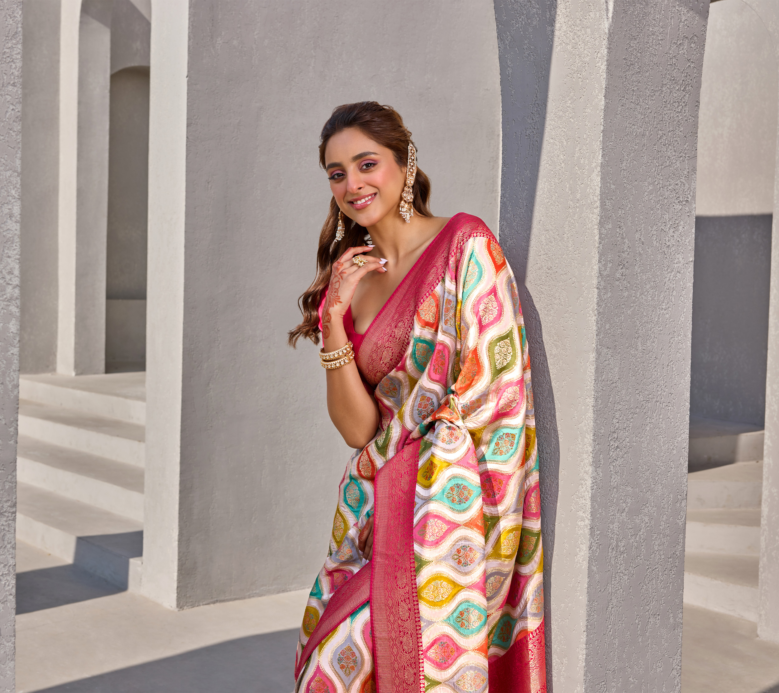 Saree Splendour: Must-Have Styles for Moms at Indian Weddings