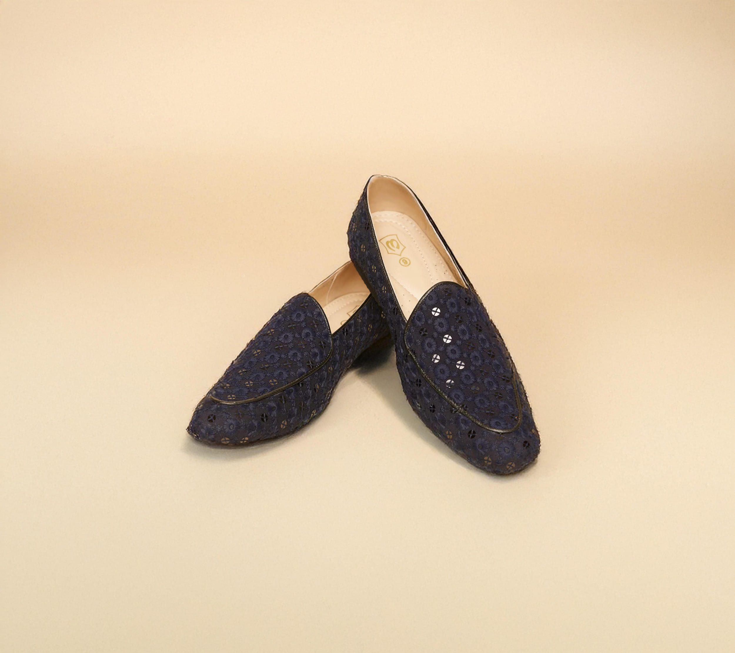 The Ultimate Guide to Rocking Blue Jutti For Men at Your Wedding