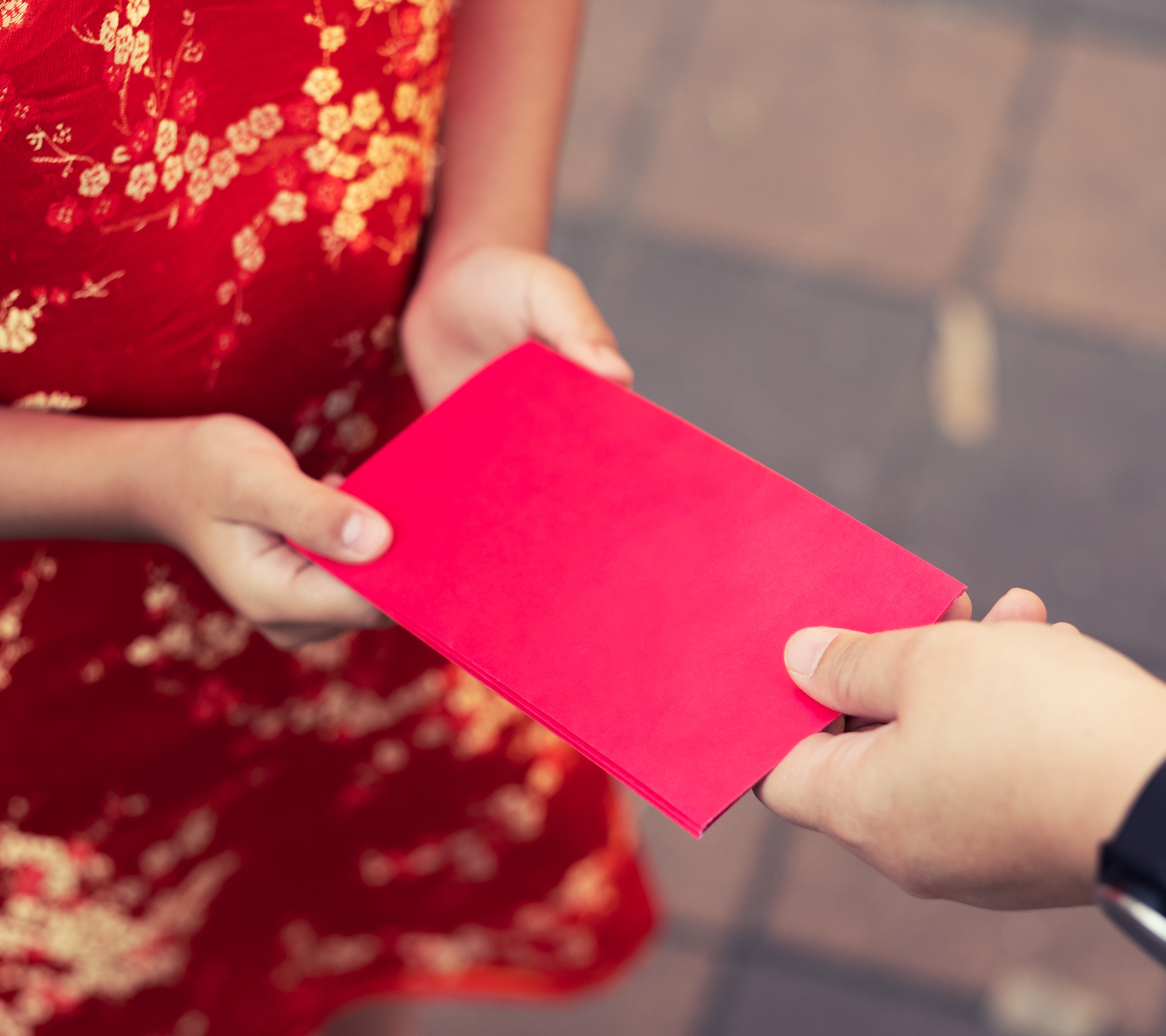 Make Them Feel Special: Wedding Invitation for Friends That Stand Out