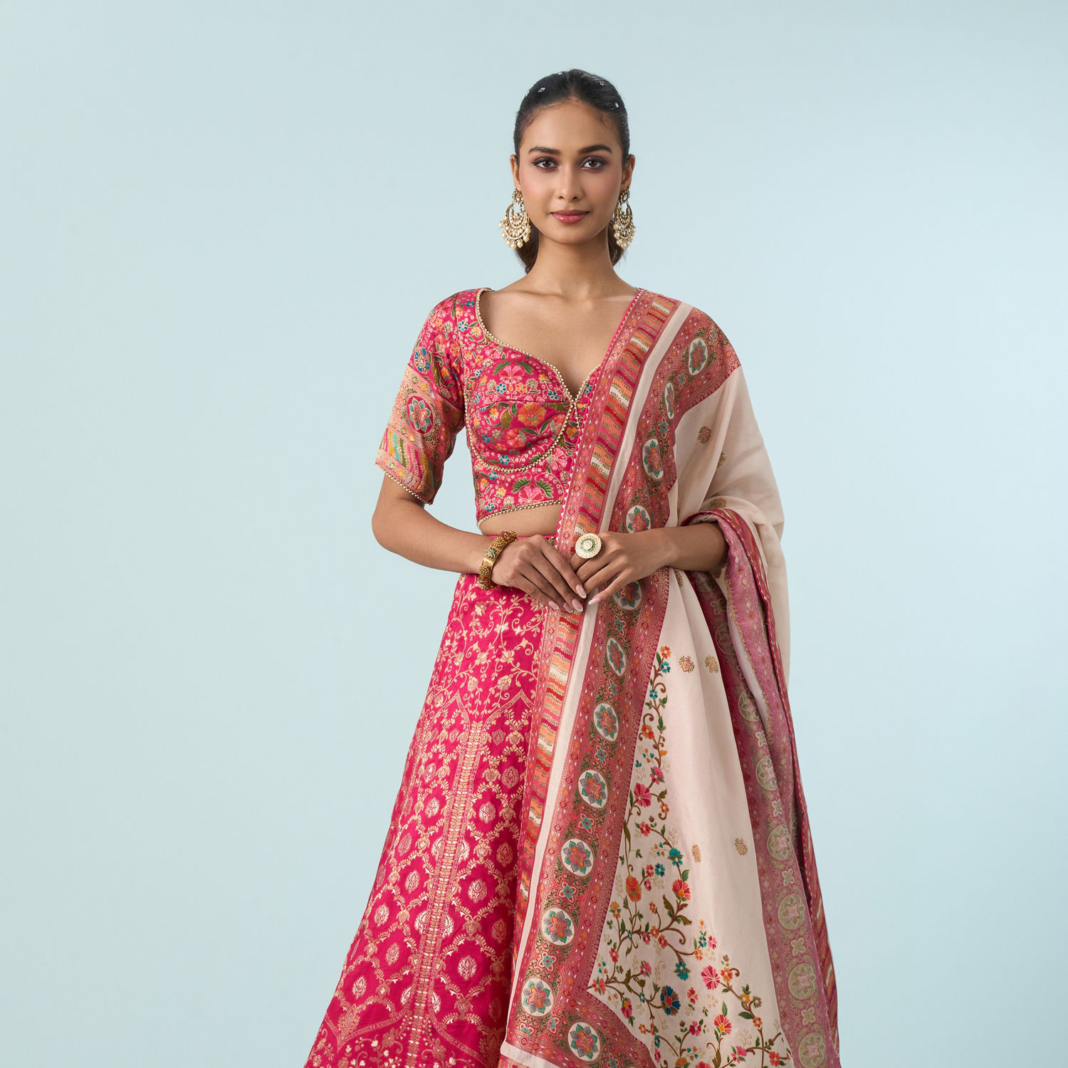 Engagement Dress for Brides Shop Stylish Dresses for Your Engagement in India Engagement Dress for Brides Shop Stylish Dresses for Your Engagement in India