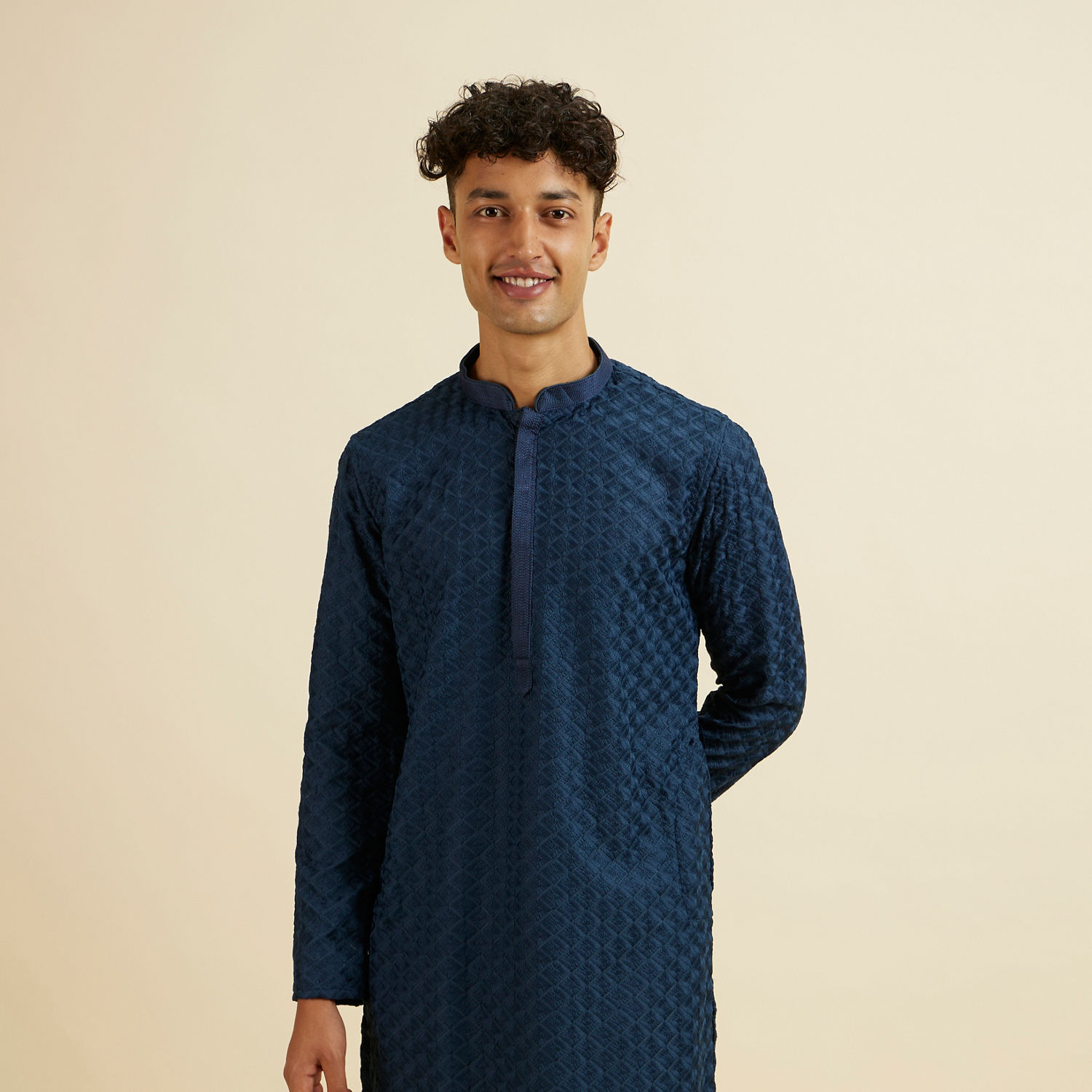 Shop Lakhnavi Chikankari Kurtas for Men Online in Canada