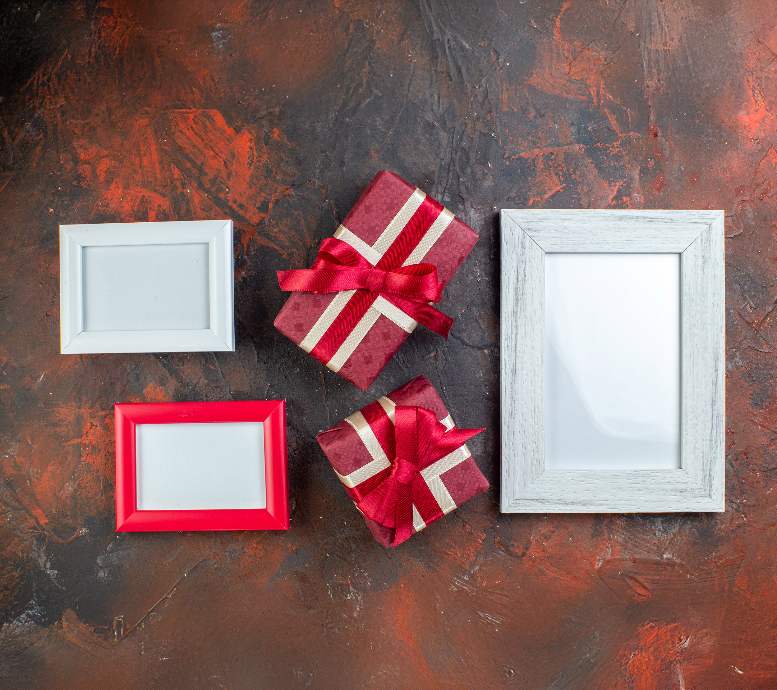 Frame the Love: 25 Unique Wedding Gift Photo Frame Concepts
